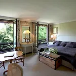 Hotel Les Etangs De Corot Ville-dʼAvray