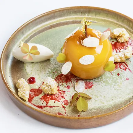 Les Etangs De Corot Hotel 4*