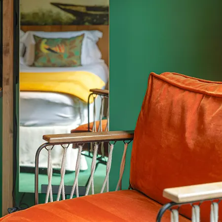 Les Etangs De Corot Hotel