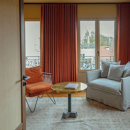 Les Etangs De Corot Hotel 4*