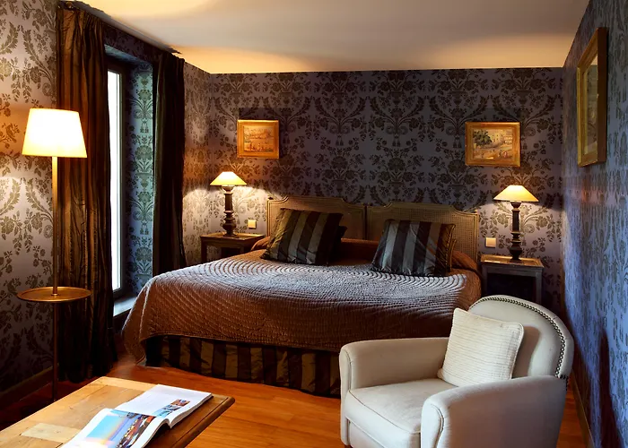 Hotel Les Etangs De Corot 4*