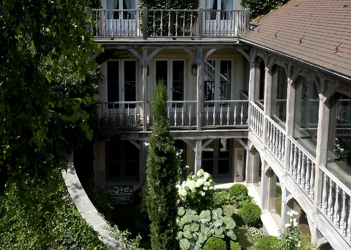 Hotel Les Etangs De Corot