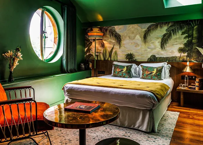 Les Etangs De Corot Hotel 4*