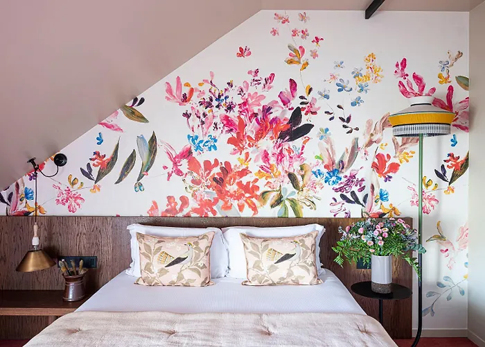Hotel Les Etangs De Corot 4*