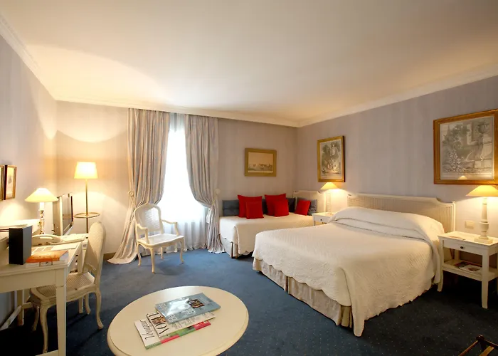 Les Etangs De Corot Hotel 4*