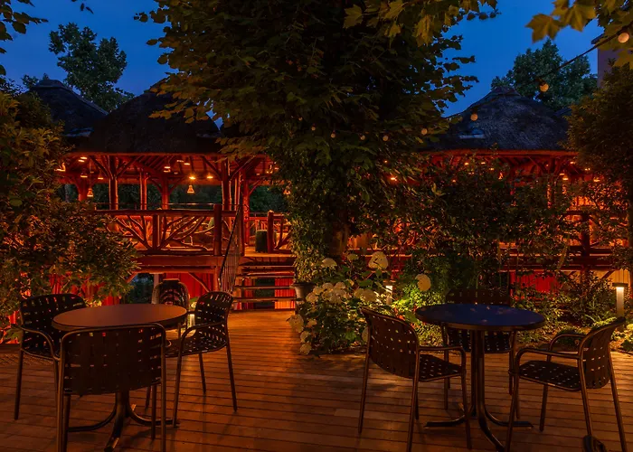 Hotel Les Etangs De Corot