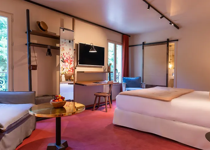Les Etangs De Corot Hotel 4*